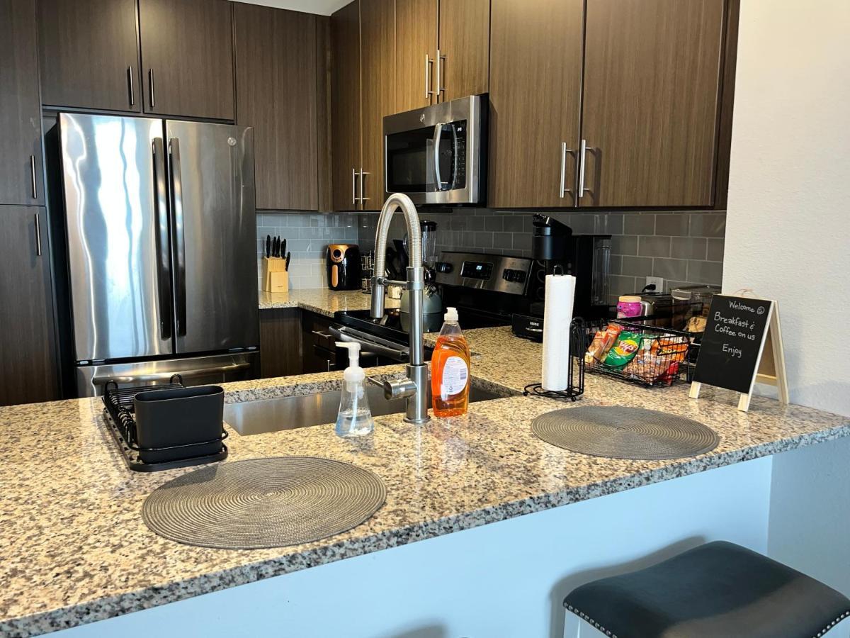 Appartamento Comfy Abode Near Bush Airport Houston Esterno foto