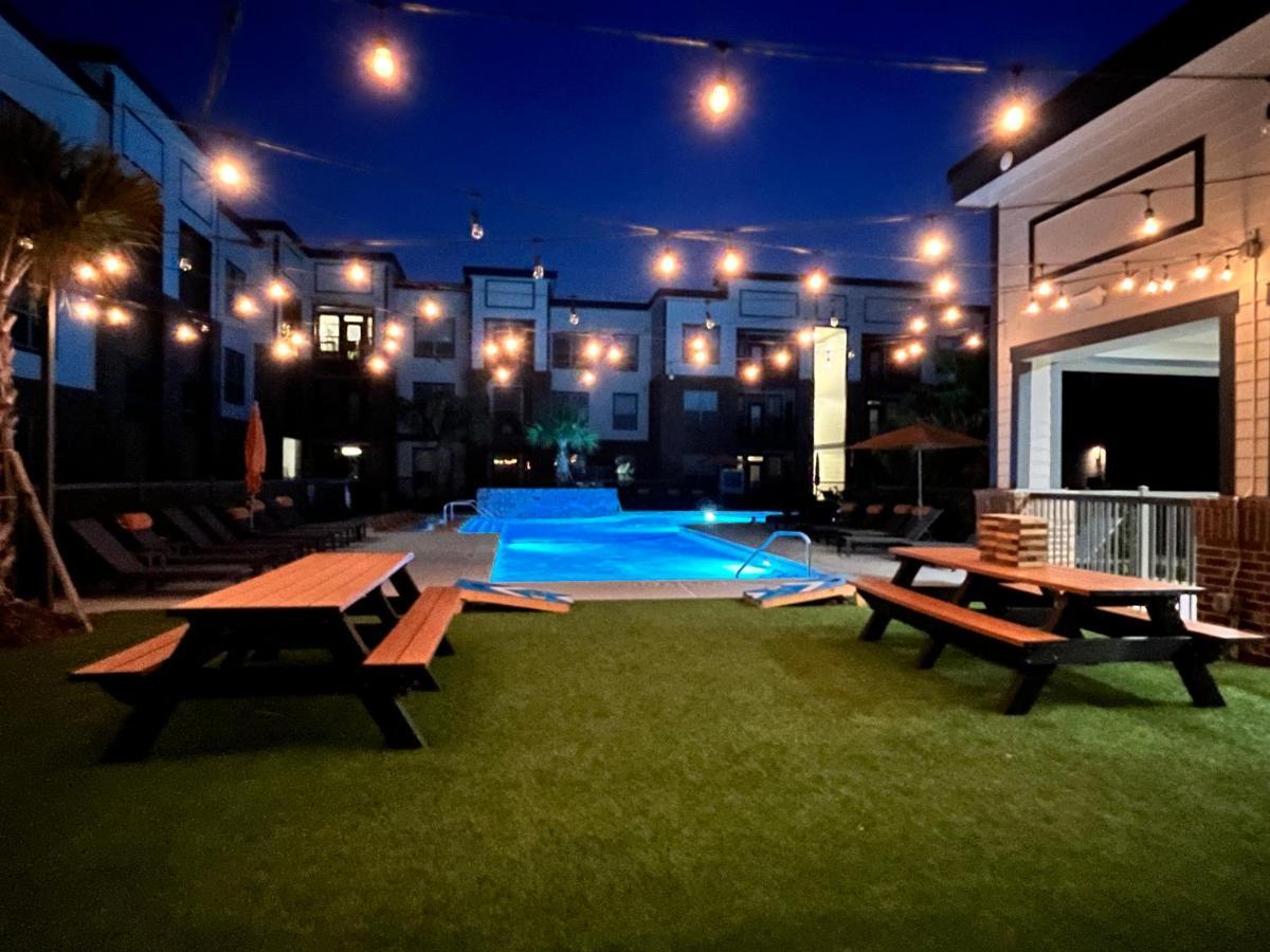 Appartamento Comfy Abode Near Bush Airport Houston Esterno foto