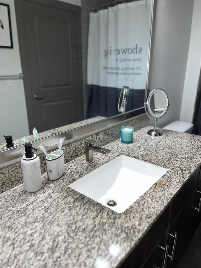 Appartamento Comfy Abode Near Bush Airport Houston Esterno foto