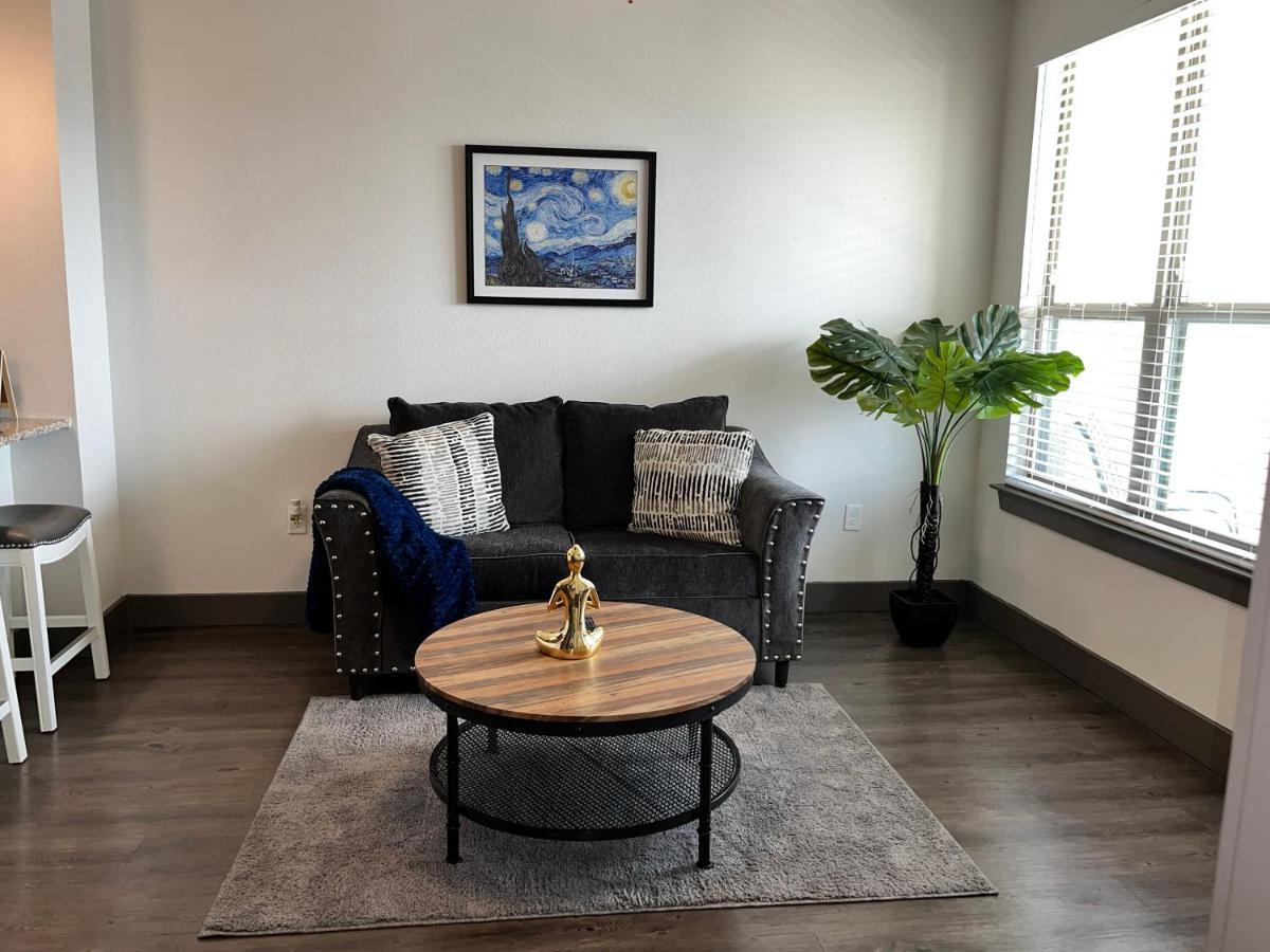 Appartamento Comfy Abode Near Bush Airport Houston Esterno foto
